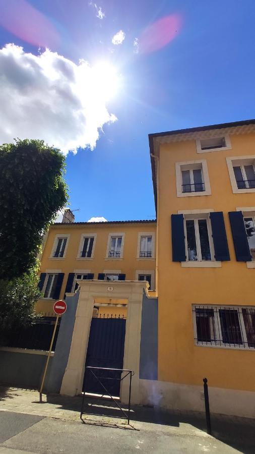 A Deux Pas Du Theatre Apartment Orange  Exterior photo